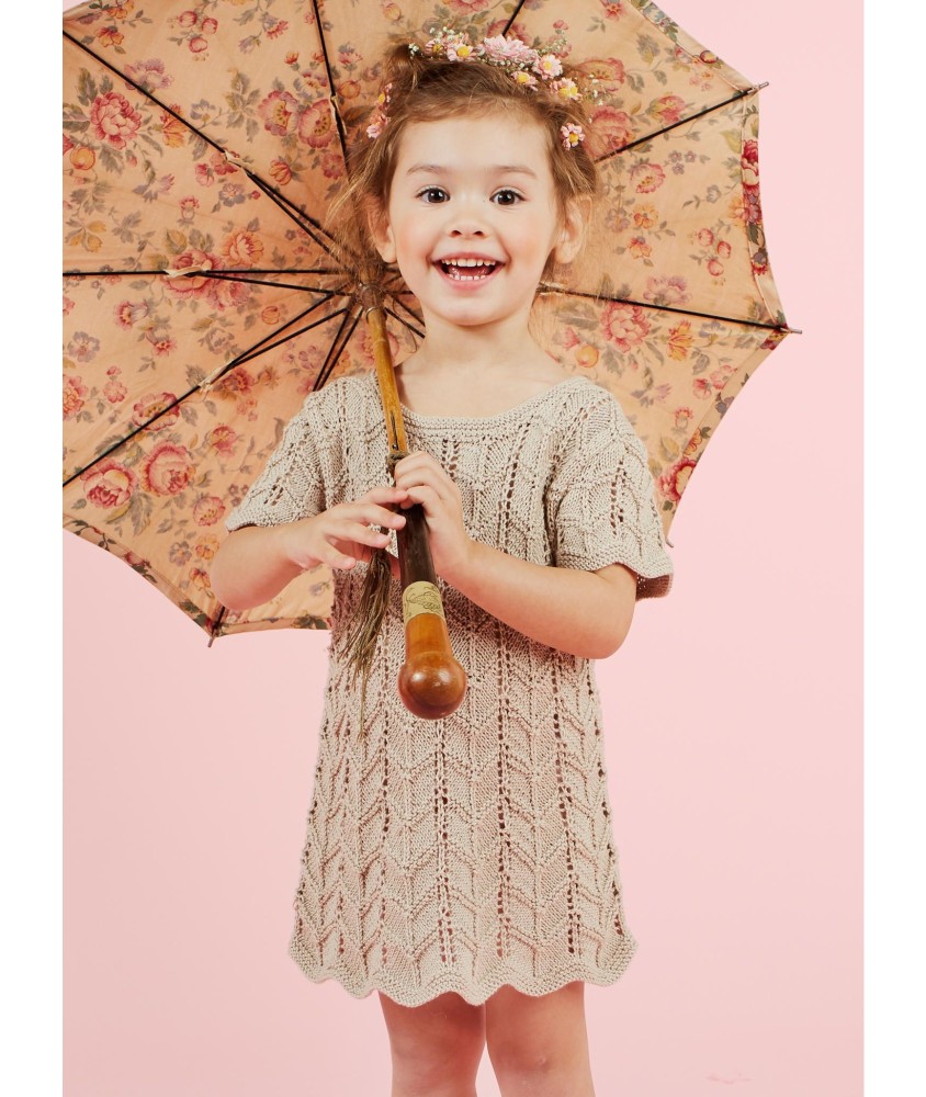 Patron tricot gratuit Robe ajourée manches courtes