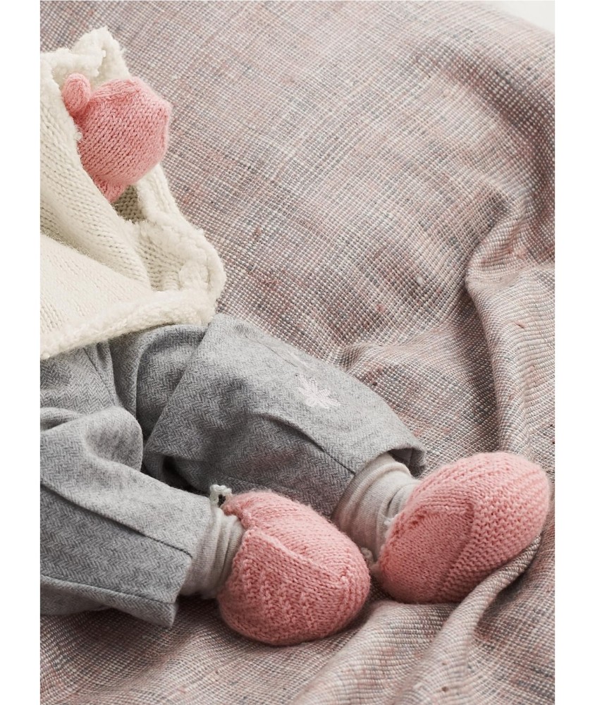 Patron crochet gratuit Chaussons et moufles Claudie