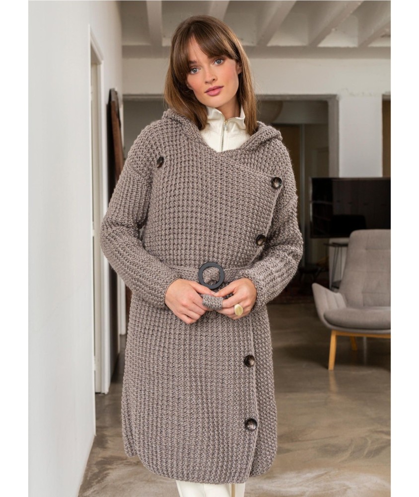 Patron crochet gratuit Manteau ceinturé à capuche