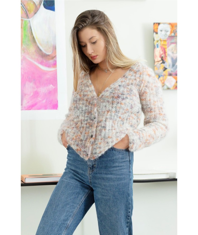 Patron tricot gratuit Gilet col V côtes fantaisies