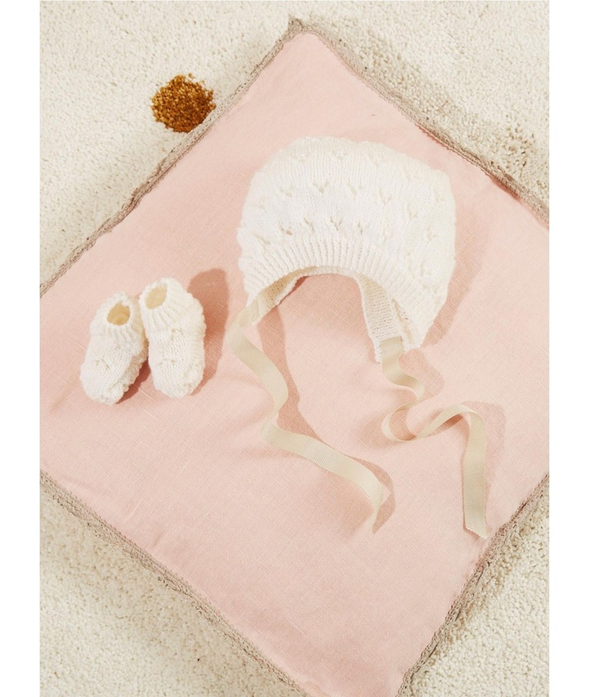 Patron tricot gratuit Béguin et chaussons ajourés