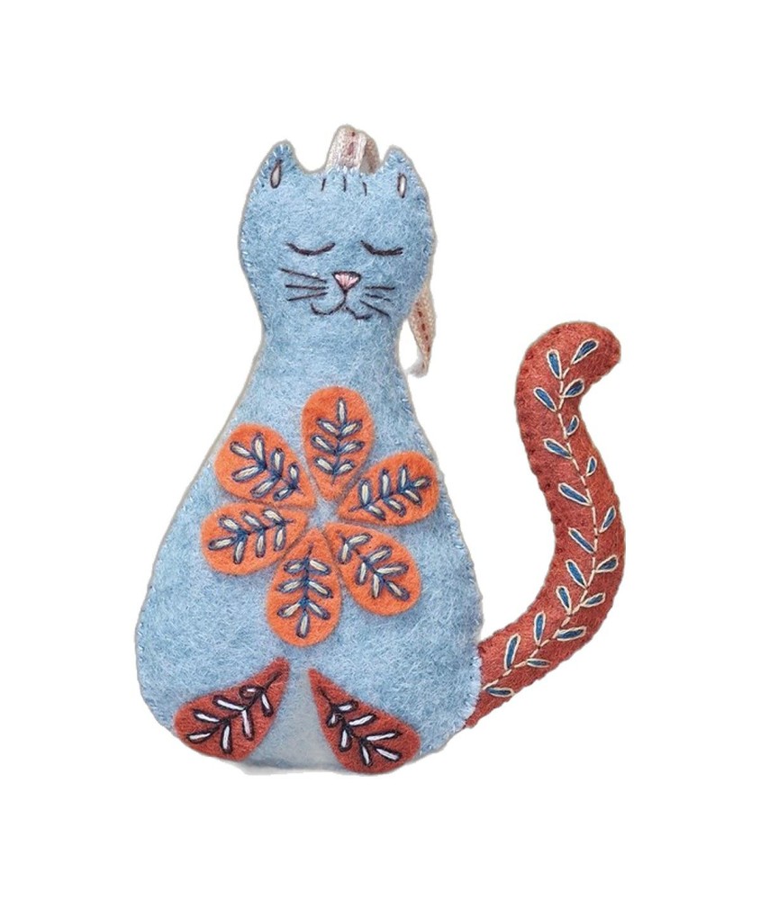 Mini kit feutrine Corinne Lapierre - Chat folk - présentation sur fond blanc