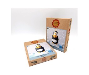 Mini kit feutrine Corinne Lapierre - Pingouin aux poissons - boîte du kit