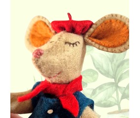 Kit souris en feutrine Corinne Lapierre - À Paris - détail du béret
