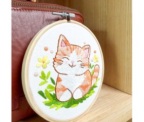 Kit broderie débutant Milpoint - Kitty Mimi - détail de la broderie