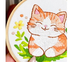 Kit broderie débutant Milpoint - Kitty Mimi - tambour exposé