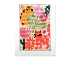 Kit canevas complet avec fils - Chats champêtres 15 x 20 cm - canevas encadré sur fond blanc