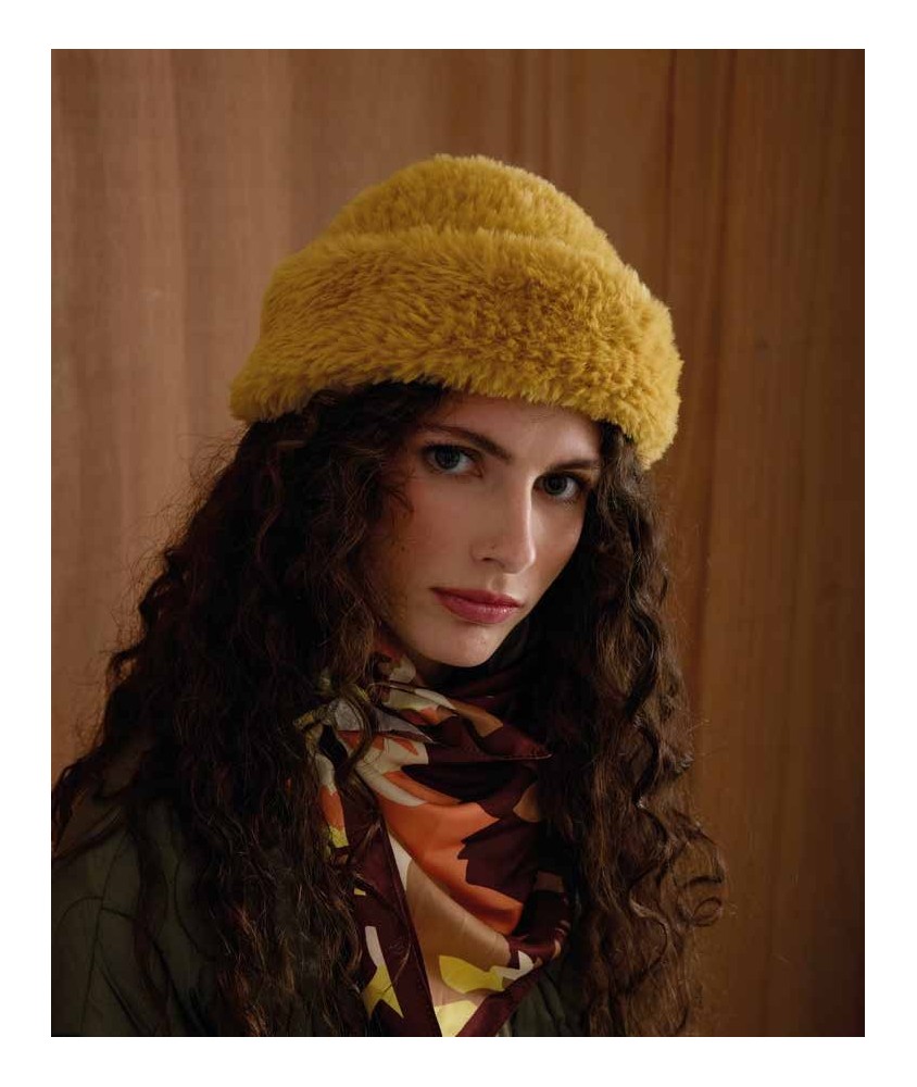 Bonnet Fleuriane - Patron tricot Phildar - modèle porté