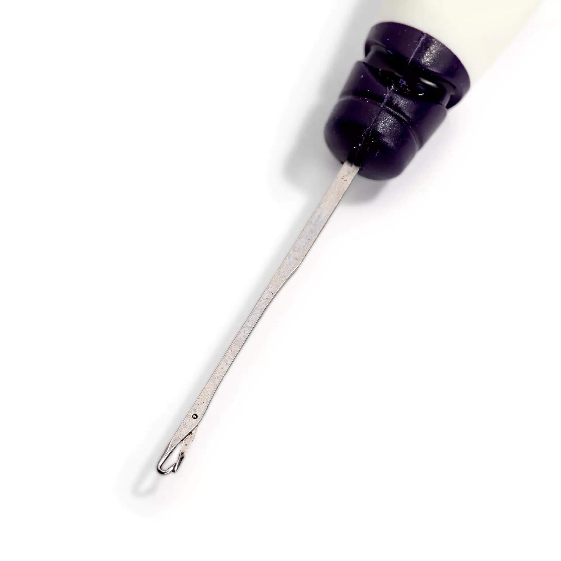Remailleur Prym 610960 en utilisation r&eacute;cup&eacute;ration maille tricot