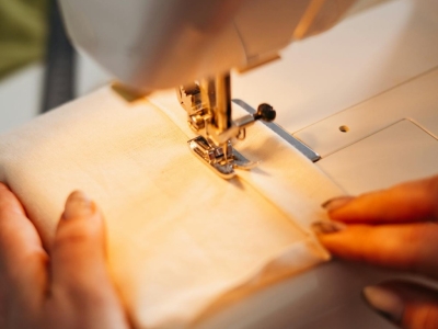 Machine a coudre electronique ou mecanique : comment bien choisir ?